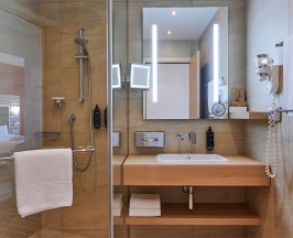 Номер Classic Superior, с видом на город - с двуспальной кроватью в Mercure Sochi Centre