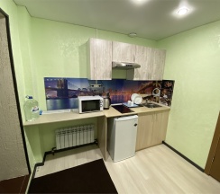 Двухместный номер "Комфорт+" с кухней (№100) в Заря