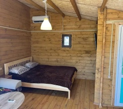 Четырёхместный семейный домик с собственным двором в Пуэбло Мохито