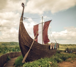 Драккар в Остров Kattegat