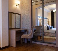 Luxe KING в Hotel Villa MARALIS