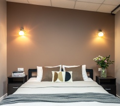 Улучшенный номер с 1 кроватью в Номера в Гатчине