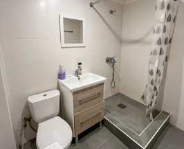 Двухместный номер Deluxe с двумя односпальными кроватями в Art hostel