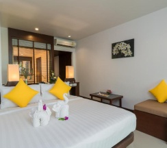Номер Deluxe с видом на сад в The Briza Beach Resort Khaolak