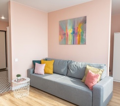 2-комнатные апартаменты улучшенные 13 этаж в TopHouse