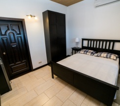 303 - Четырехместный мансардный номер с боковым видом на море в Азов Инн