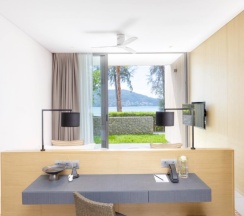 Двухместный люкс Grand Azure двуспальная кровать в Twinpalms MontAzure Phuket Resort