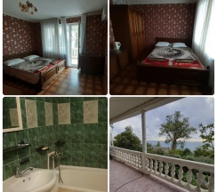 Трехместный номер с кроватью размера "queen-size" с видом на море в Морская звезда