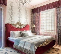 Luxe в Villa Italy