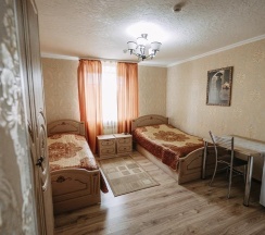 Номер стандарт с 2 кроватями № 2, 7, 10 в Миллербург