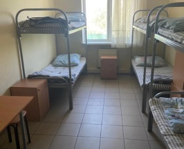 Кровать в общем номере (общая ванная комната) в Чкалофф