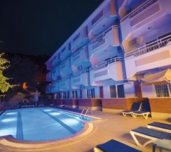 Трёхместные апартаменты c 1 комнатой в Sen Apart