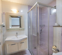 Двухместный люкс двуспальная кровать в Hawaii Suite Beach Hotel