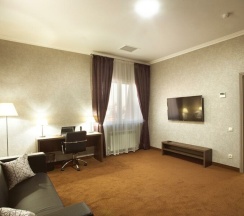 Сюит в Amici Grand Hotel