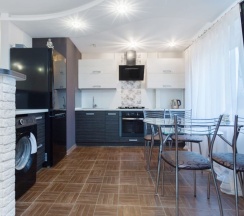 Апартаменты Comfort в 3-комн. апарты в самом центре города на проспект. Победителей 1