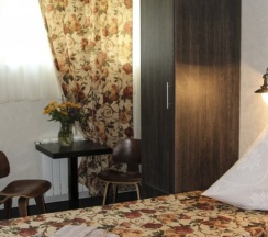 Стандартный двухместный номер с 2 отдельными кроватями в Хата