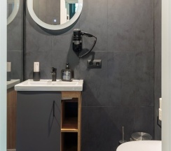 VIP Коттедж Семейный с 1 спальней и купелью в Black Village Family