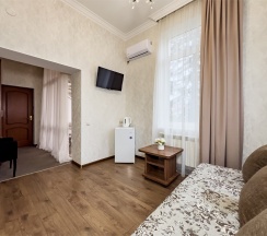 ДЕЛЮКС С БАЛКОНОМ в Империя by Viva Hotels Group