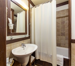 Стандартный двухместный DBL (с двуспальной кроватью) в Гладенькая