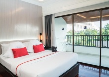 Трёхместное Chalet Wing Deluxe в Grand Jomtien Palace Hotel