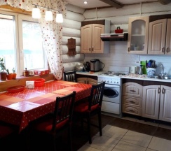 Гостевой дом In forest (ин форест) в Сосновый бор и Wood house