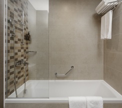Номер Classic Superior с 2 односпальными кроватями в Панорама by Mercure Красная Поляна