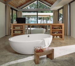 Вилла Luxury с 2 комнатами с видом на океан в Villa Escape Burasari
