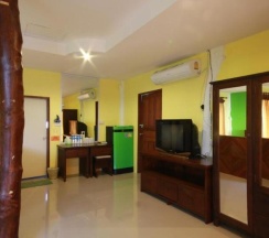 Одноместный семейный номер Standard в Tharathip Resort