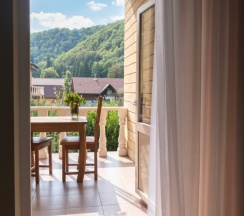 Люкс в Утомленные Солнцем