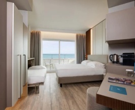 Номер Family в Adriatic Palace Hotel