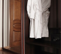 Одноместный улучшенный в Martin Hotel