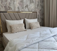 Большевистская 1а , эт8, кв 79 в Good nights