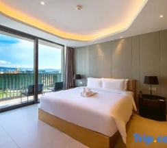Люкс Superior с видом на море в Oakwood Apartments Sanya