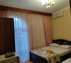 3-х местный с балконом в Континенталь