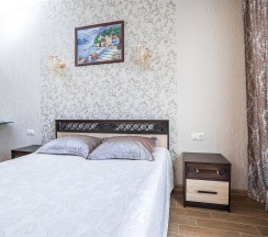 Евродвушка 65 кв.м. район Толстый мыс, на берегу открытого моря ,ул. Южная д. 35 в Милка