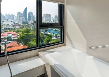 Четырёхместный люкс с 2 комнатами в Staybridge Suites Bangkok Thonglor, an IHG Hotel