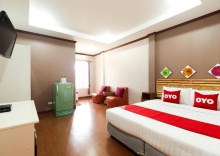 Двухместный номер Standard двуспальная кровать в OYO 359 Golden Nakara Place (Vaccinated Staff)