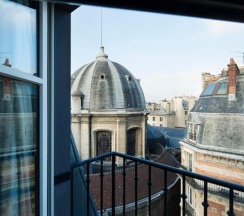 Семейный люкс в Hotel Lumen Paris Louvre