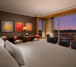 Двухместный номер Wynn Panoramic Corner (двуспальная кровать) в Encore at Wynn Las Vegas