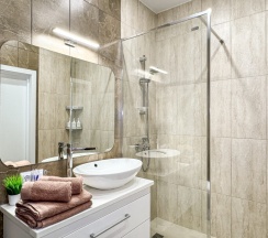 Дом 150кв.м. с 4 спальнями, кухней-гостиной и 3 санузлами, вмещает до 10 человек. в Villa Harizma