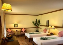 Вилла Deluxe с красивым видом из окна в Comsaed River Kwai Resort