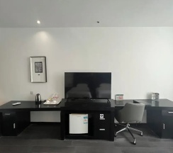 Двухместный номер Business с видом на сад (двуспальная кровать) в Guangdong Nanmei Osotto Hotel