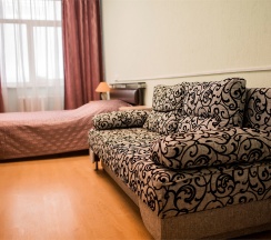 "Эконом" с двуспальной кроватью №510,511,59,50,2,69 в Октябрьская