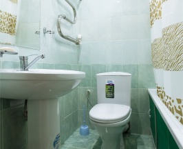 Трехместный "Семейный" с односпальной и двухъярусной кроватью в Комфорт