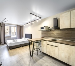 Комфорт №12 с террасой в Портал Апартментс