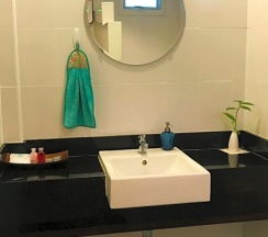 Номер Deluxe с красивым видом из окна в Kata Tranquil Villa