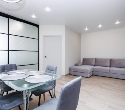 Апартаменты Clever House трехкомнатные Modern( ул. Щербаковский переулок,7) в ApartKazan у Кремля