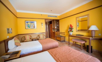 Трёхместный номер Standard с частичным видом на море в Lido Sharm Hotel Naama Bay