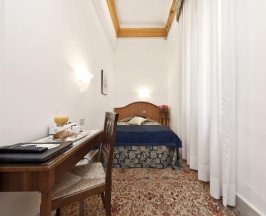 Двухместный номер Standard двуспальная кровать в Hotel Alla Fava