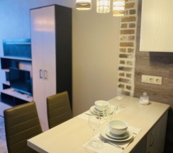 2-комнатные апартаменты улучшенные №3 в City Crown Apartments